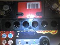 Akumulator Centra Plus 44Ah. - Naładowany, ale ,,zielone oczko'' się nie pojawia