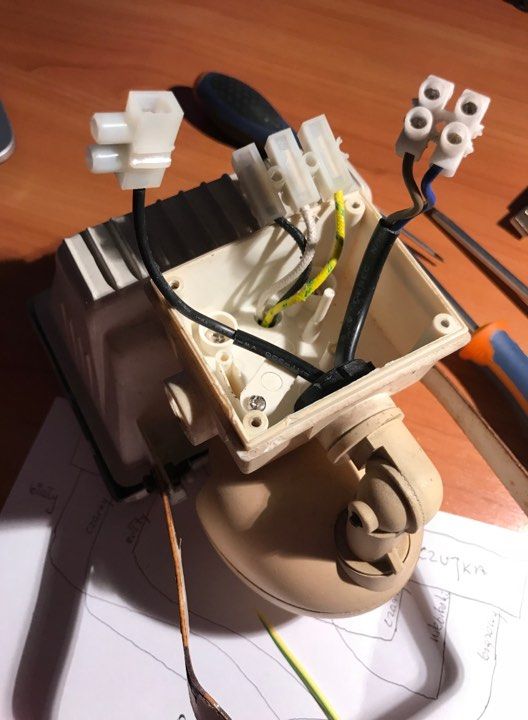 Kanlux CE-81PX: Connecting Halogen Lamp with Motion Sensor and Two-Stage Switch Kanlux CE-81PX: Connecting Halogen Lamp with Motion Sensor and Two-Stage Switch