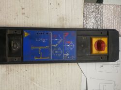 Jak podłączyć podnośnik samochodowy 3-fazowy na 240V? Kondensator, włącznik.