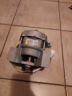 [Sprzedam] Silnik/programator do pralki Whirlpool TDLR 60212