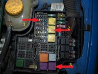 Opel Corsa 1L 2003 Automatic: Locating K61 Relay in Corsa C Model