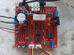 Zasilacz 0-30V (electronics labs) - cały czas świeci się dioda LED