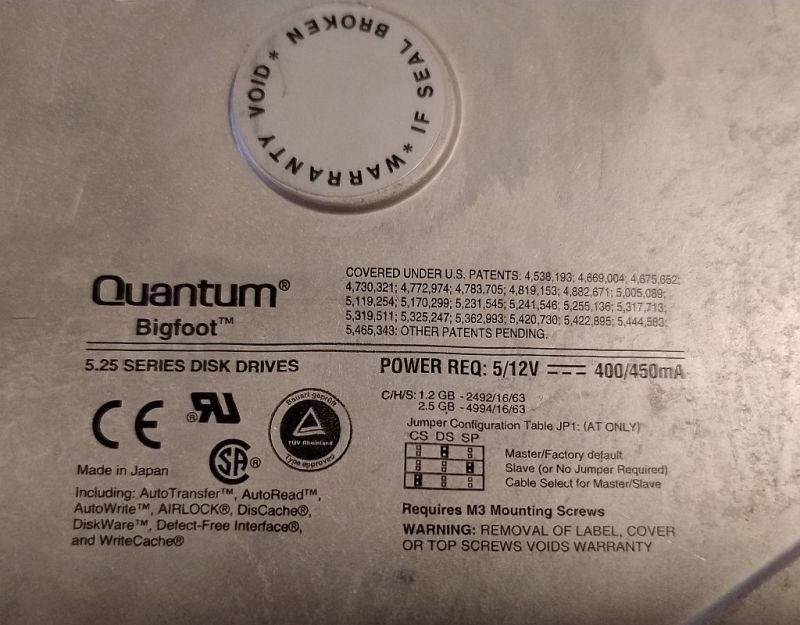 Label of a Quantum Bigfoot 5.25-inch hard drive showing technical specifications.