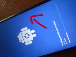 Samsung A20E - Kreska na wyświetlaczu widoczna na niektórych kolorach