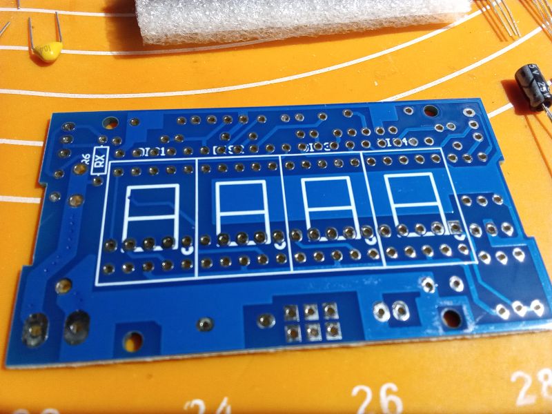 Jak złożyć woltomierz panelowy DIY z układem ICL 7107 z AliExpress? Sprawdzamy dokładność.