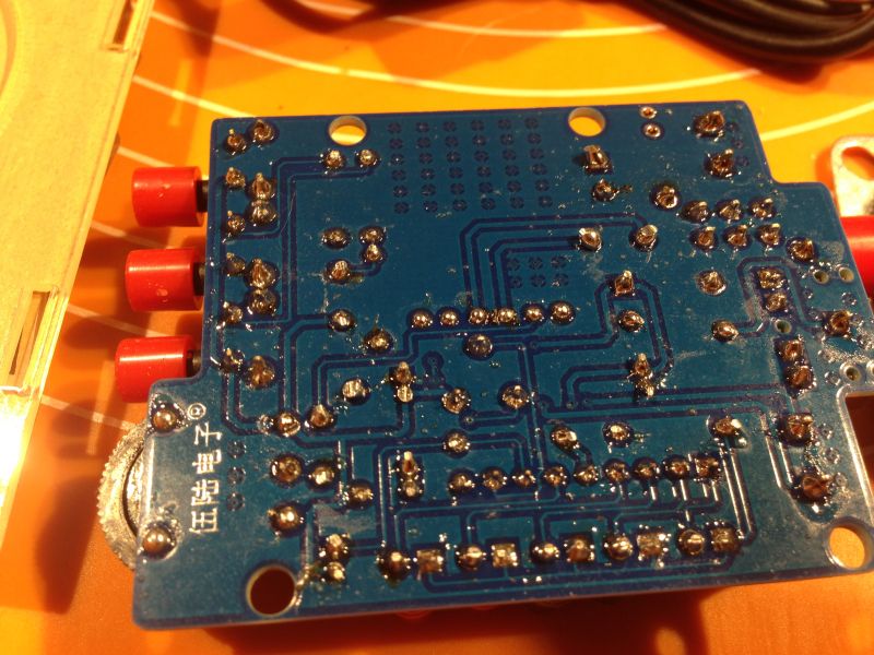 Mała kolumna DIY z Bluetooth. Recenzja zestawu do samodzielnego montażu.