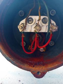 Uruchomienie silnika 3fazowego 1.5kw z falownikiem 3fazowym - jak podłączyć przewody L1, L2, L3, N?