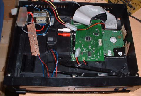 Odtwarzacz MP3 zbudoany na Atmedze128