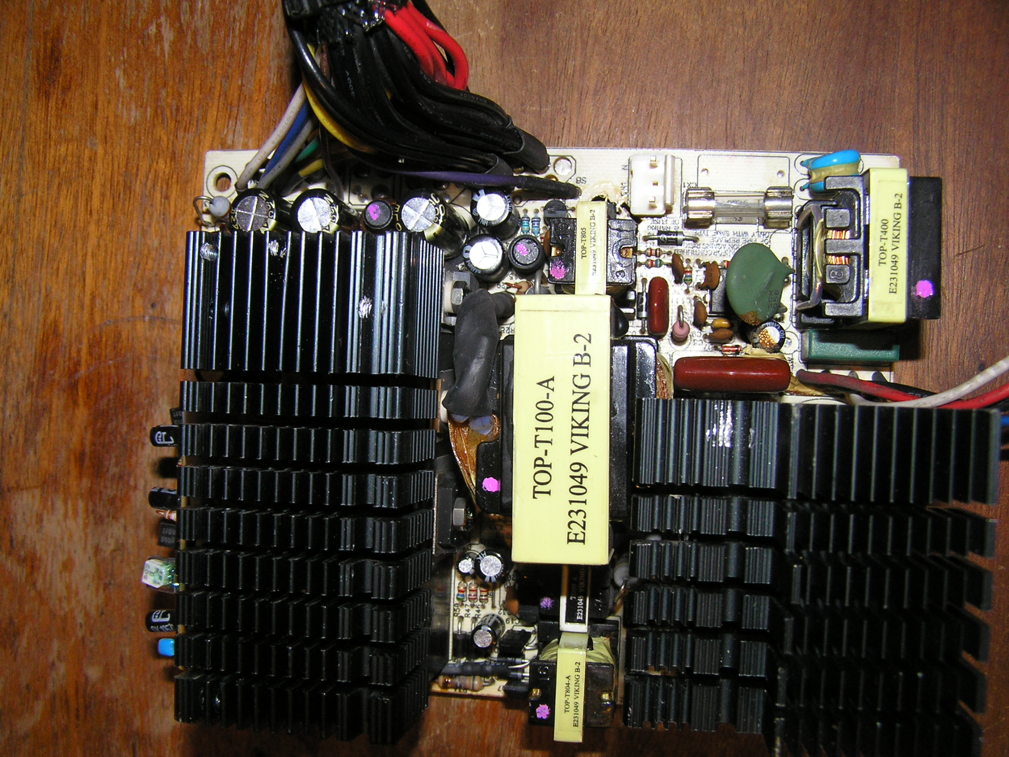 ToPower model: TOP-350P5 - Niestabilna linia stand-by - VSB