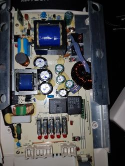 DOMETIC SMP192-02 Umrichter – verbrannter 11N60C3-Transistor und Widerstände DOMETIC SMP192-02 Umrichter – verbrannter 11N60C3-Transistor und Widerstände