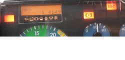 Atego 815L 2000r Anomalia elektryczne. Nie pokazuje aktualnego stanu paliwa . Atego 815L 2000r Anomalia elektryczne. Nie pokazuje aktualnego stanu paliwa .