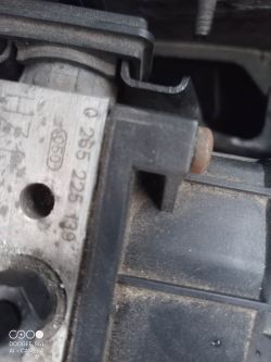 Skoda Superb 2002r 2.8 V6 Benzyna - Pytanie o kodowanie i login dla pompy ABS po zwarcie w aucie