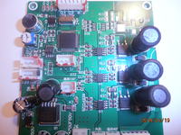 Jaki mikrokontroler w reflektorze PAR LED 64 RGB 12*3W, obudowa TQFP44?