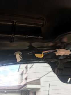 Megane 2 Grandtour phI 2003 - Bagażnik otwiera się przy gaszeniu świateł