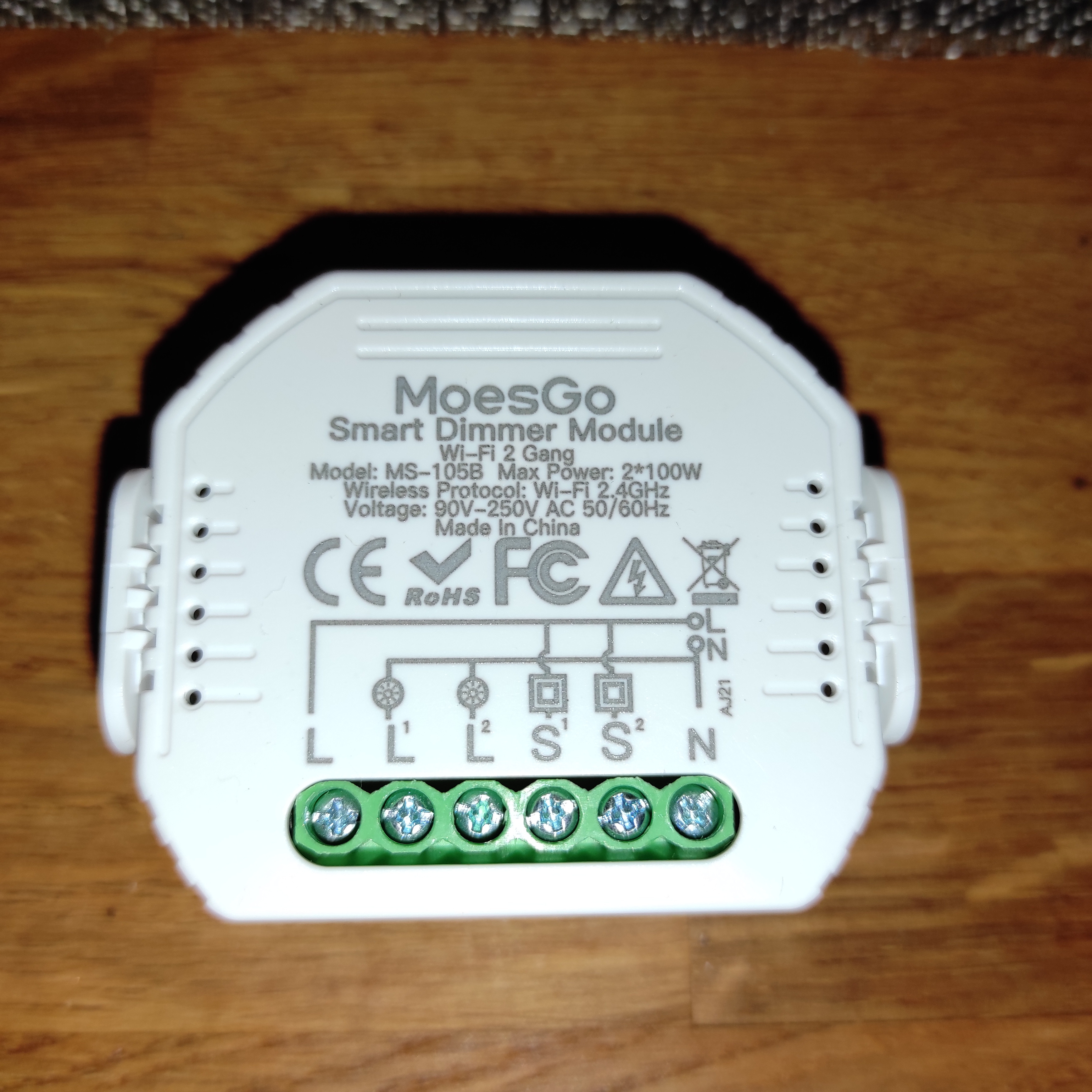 Inside MoesGo Two Channel Smart Dimmer Module MS-105B: CB2S Tuya Module ...