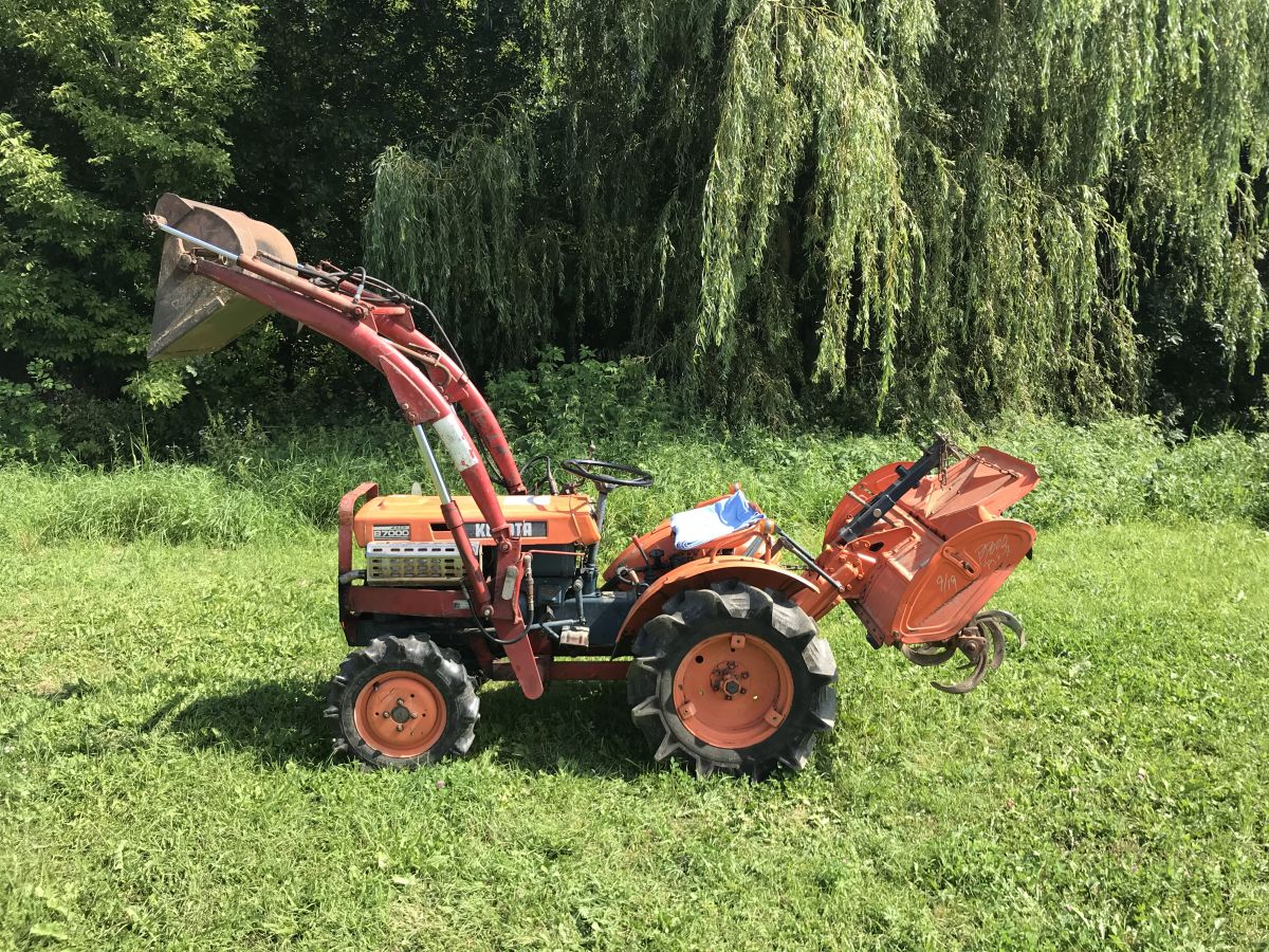 Kubota B7000 - Dymi Na Biało, Przedmuch Z Odmy - Elektroda.pl