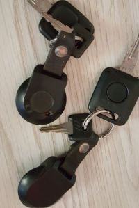 Audi 80 - Identyfikacja i naprawa uszkodzonego alarmu (FOX?)