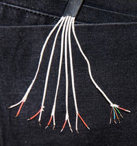 Jak naprawić urwany kabel HDMI w ścianie bez kucia?