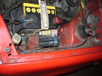 Suzuki Swift 1.0 rok99. Pali bezpiecznik od pompy paliwa i...