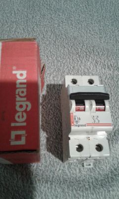 [Sprzedam] Wyłącznik nadprądowy S302 B16 16A LEGRAND 605530