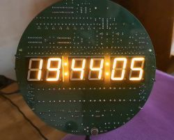 Zegar na ATmega8 zamiast MC1206 - prezentuję projekt, PCB i kod