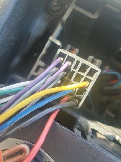 Nie działają przednie głośniki w audi a3 8p.