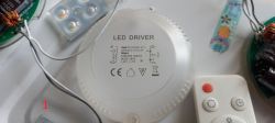 Zbliżenie na okrągły LED driver 72W 280–300mA z oznaczeniami technicznymi