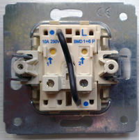Legrand Roller Shutter Switch Connection: Aligning 4 Shutter Cables with 3 Wall Cables Legrand Roller Shutter Switch Connection: Aligning 4 Shutter Cables with 3 Wall Cables