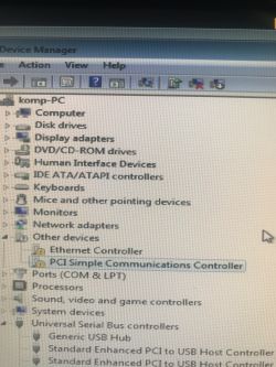 Bios nie czyta pendrive z windowsem, odczytuje jaki druga klawiature