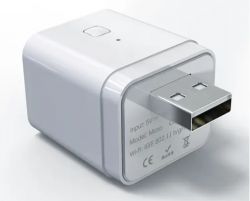 ONENUO ZHQ01 USB Smart Switch ONENUO branded USB smart switch, model ZHQ01, featuring a USB port and button.