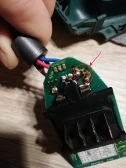 Wkrętarka Bosch PDR 18 LI cyka i nie startuje - co robić?