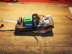 Wzmacniacz Mosfet 2x50W ze sterownikiem na atTiny i pilotem Wzmacniacz Mosfet 2x50W ze sterownikiem na atTiny i pilotem