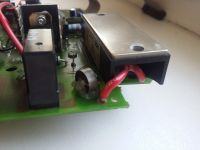 Co to za pęknięty element w falowniku? Brak napięcia 24V, zdjęcia w załączniku