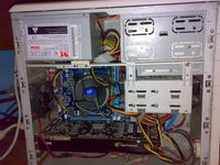 Jak obniżyć temperaturę dysku Seagate ST3160815AS do bezpiecznego poziomu?