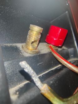 Gdzie kupić nakrętkę do kolumn Amtech, gwint i skok?