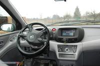 Nissan Almera Tino wyprowadzenie przewodów do kamery cofania Nissan Almera Tino wyprowadzenie przewodów do kamery cofania