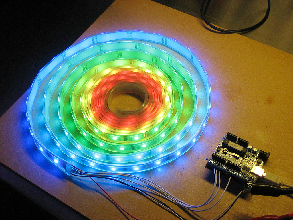 Что можно сделать из светодиодная. YYC-5050rgb. RGB led лента. Поделки из светодиодной ленты. Поделки со светодиодной лентой.