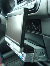 Radio DVD-mozliwosc instalacji w aucie...