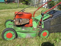Jak poprawić działanie gaźnika w kosiarce Briggs & Stratton?