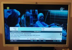TV Samsung LE32A330J1N samoczynnie wyłącza się i włącza - naprawa
