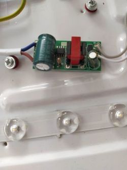 Plafon sufitowy łazienkowy - awaria sterownika LED (LG-400-30B) - poszukiwanie zamiennika