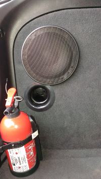 Audi Concert - Przeróbka zabudowy oryginalnego subwoofera