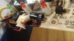 Lodówka sam. Mobicool T35 - Panel sterujący nie działa