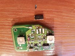A4 / B5 - Odpadł element smd pilota - prośba o indentyfikacje