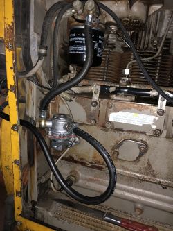 Deutz 4-cylindrowy diesel - trudności z odpalaniem, cofanie paliwa