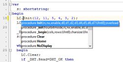 Zrzut ekranu z edytora AVRPascal z oknem podpowiedzi do funkcji
