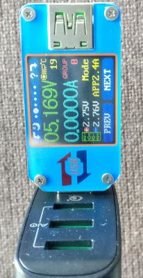 Ładowarka czteroportowa firmy AUKEY model PA-T18 Ładowarka czteroportowa firmy AUKEY model PA-T18