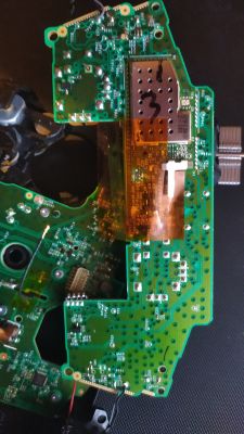 Xbox one Pad Uszkodzony Analog - Po wymianie analogu dalej wariuje.