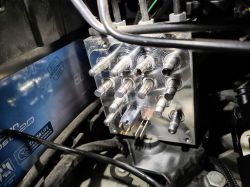 Błąd ABS ESP STOP SERVIS w Peugeot 508 2.0 HDI 163 PS - zależność od temperatury