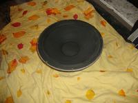 SPRZEDAM GŁOŚNIK PEAVEY BLACK WIDOW 15'' 350 RMS/ 8OHM